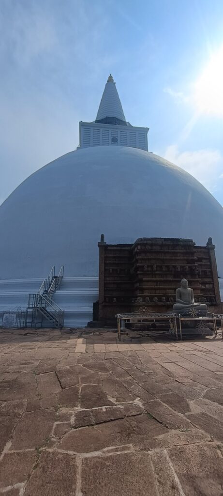 #496 – Ruwanweliseya, Anuradhapura, Sri Lanka