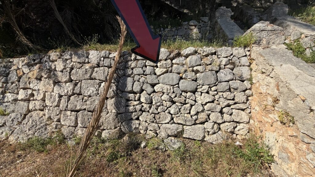 #979 – Stone Wall close to the stairs, Dubrovnik, Croatia