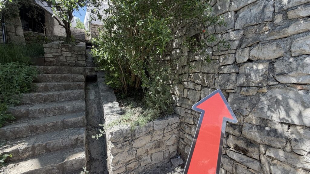 #982 – Stone Wall, Mostar, Bosnia and Herzegovina