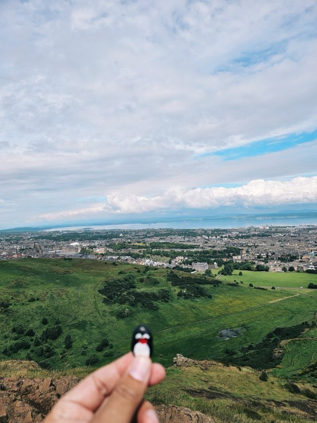 Hand-painted penguin stone #147 hidden at Arthur's Seat, Edinburgh, United Kingdom (photo 5 of 5)
