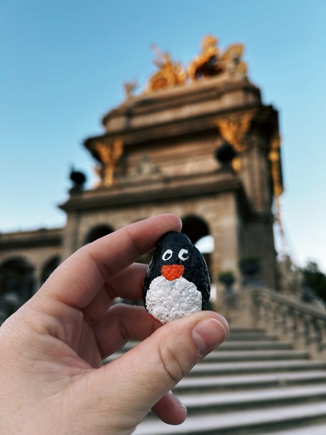 Hand-painted penguin stone #250 hidden at Ciutadella Park, Barcelona, Spain (photo 2 of 5)