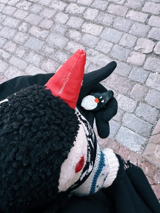 Hand-painted penguin stone #293 hidden at The Royal Palace, Stockholm, Sweden (photo 5 of 5)