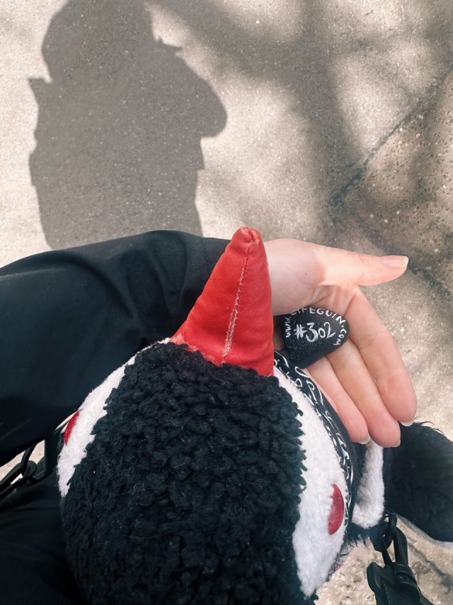 Hand-painted penguin stone #302 hidden at Edinburgh Zoo, Edinburgh, United Kingdom (photo 5 of 5)