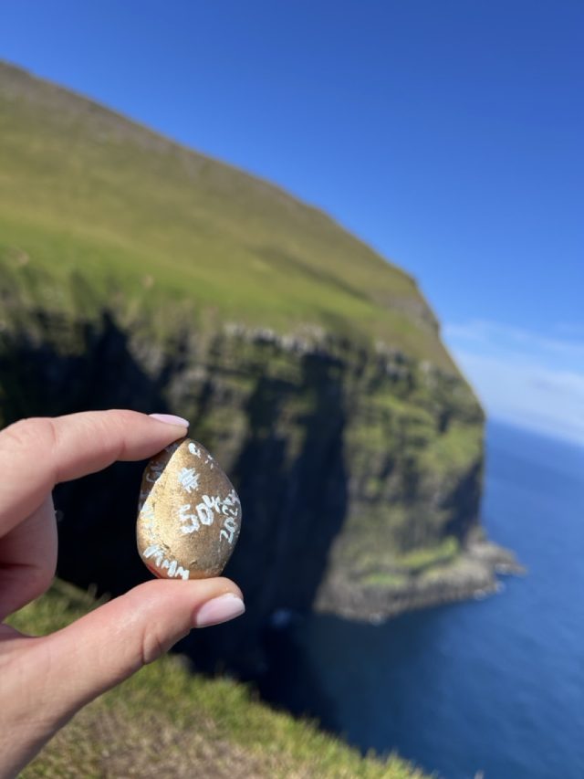 Hand-painted penguin stone #504 hidden at Cliff, Gjogv, Faroe Islands (photo 4 of 5)