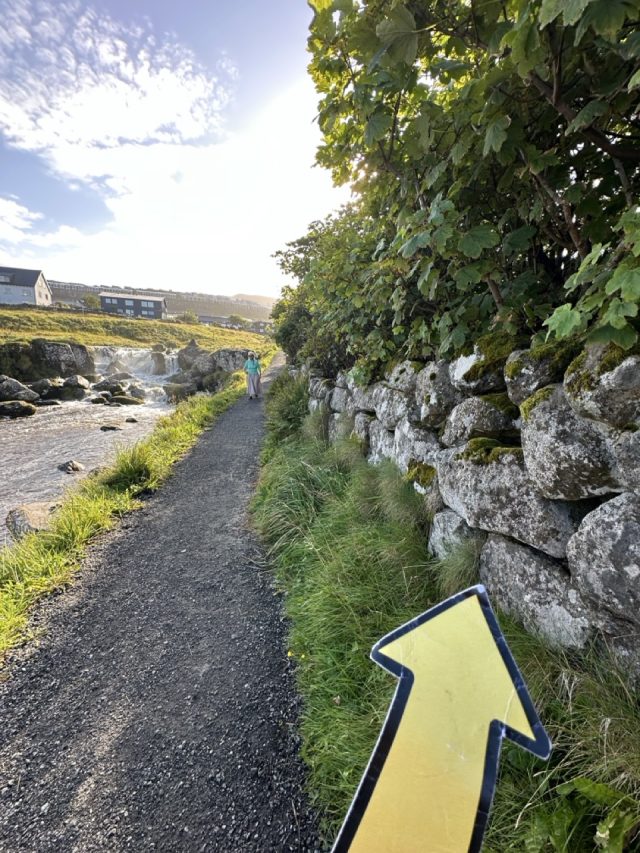 Hand-painted penguin stone #642 hidden at Sandagerd beach, Torshavn, Faroe Islands (photo 5 of 5)