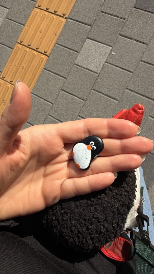 Hand-painted penguin stone #765 hidden at Myeongdong Cathedral, Seoul, South Korea (photo 5 of 5)