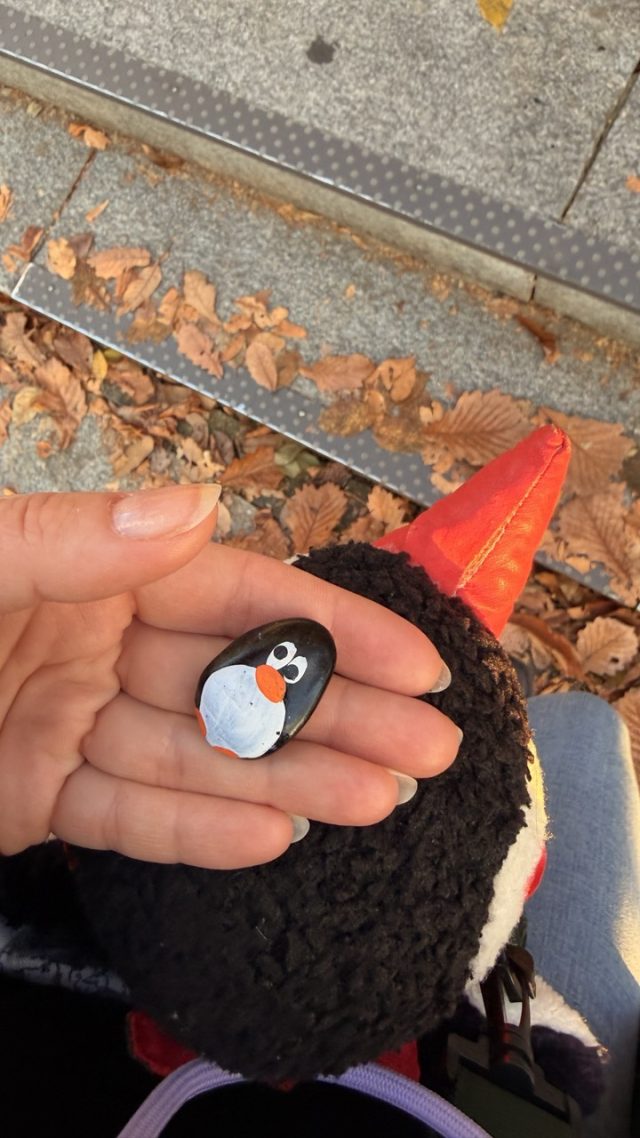 Hand-painted penguin stone #772 hidden at N Seoul Tower, Seoul, South Korea (photo 5 of 5)