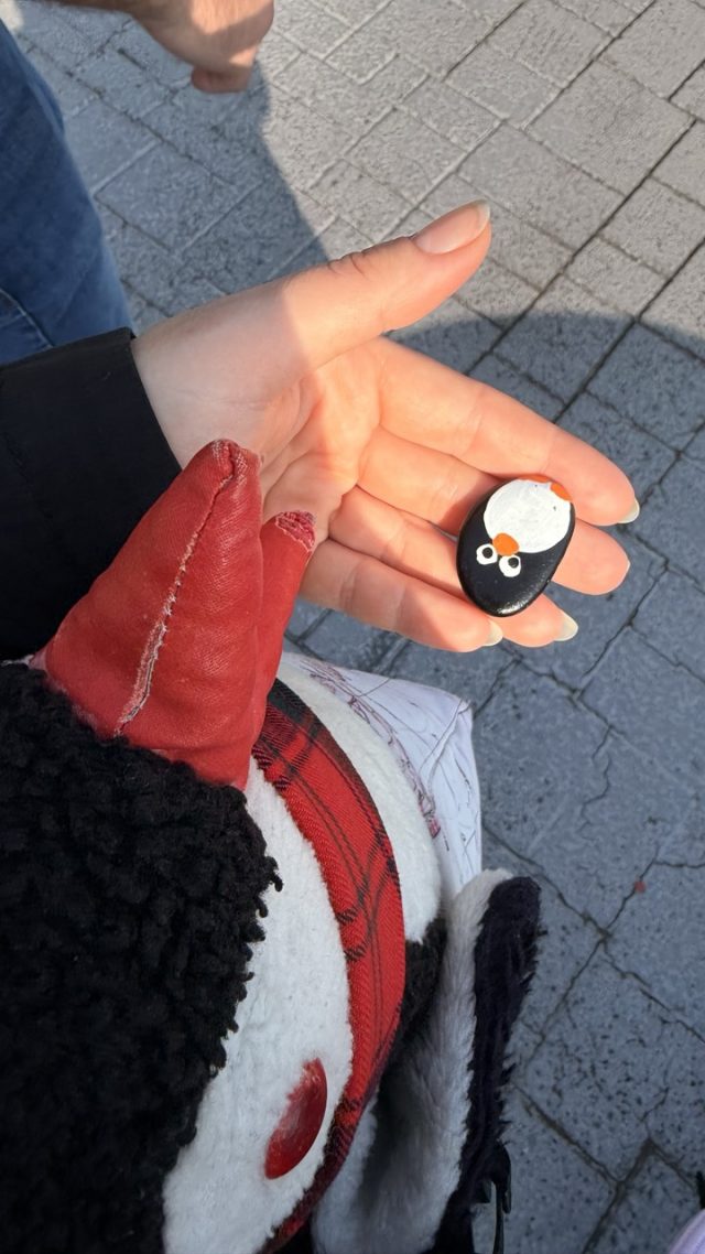 Hand-painted penguin stone #787 hidden at Gamcheon Culture Village, Busan, South Korea (photo 2 of 5)