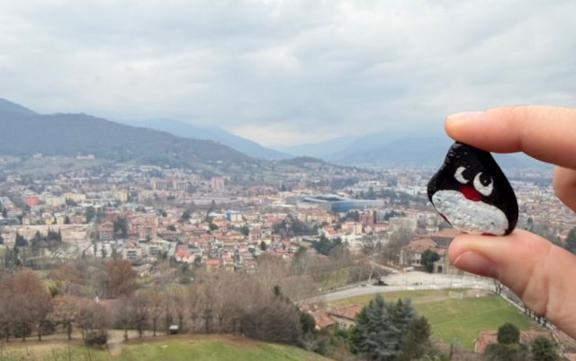 Hand-painted penguin stone #908 hidden at Pezzi di Artiglieria, Bergamo, Italy