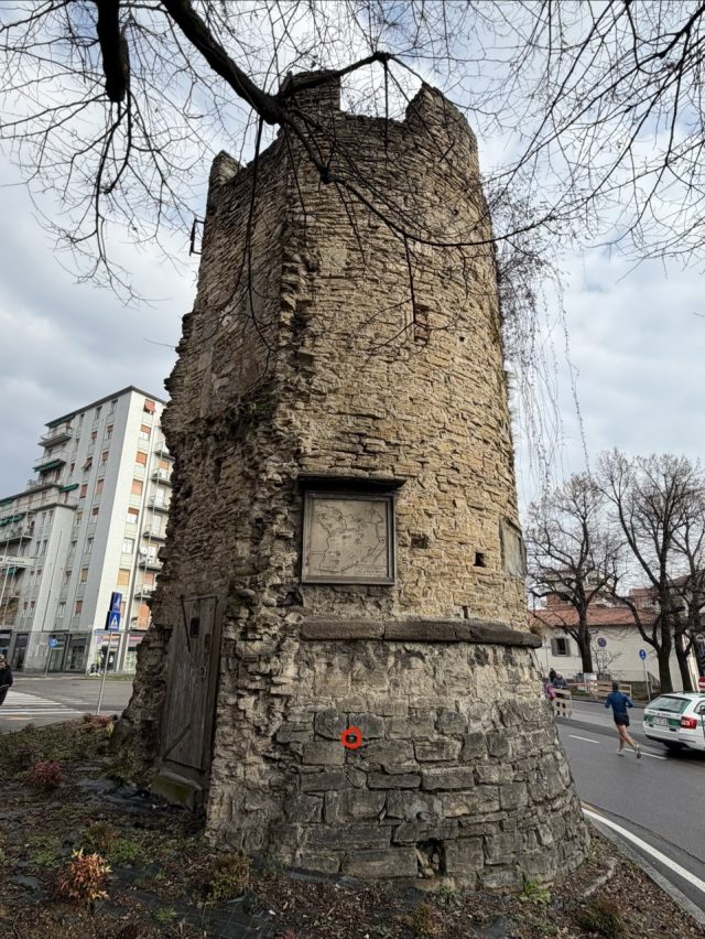 Hand-painted penguin stone #915 hidden at Torre del Galgario, Bergamo, Italy (photo 2 of 5)