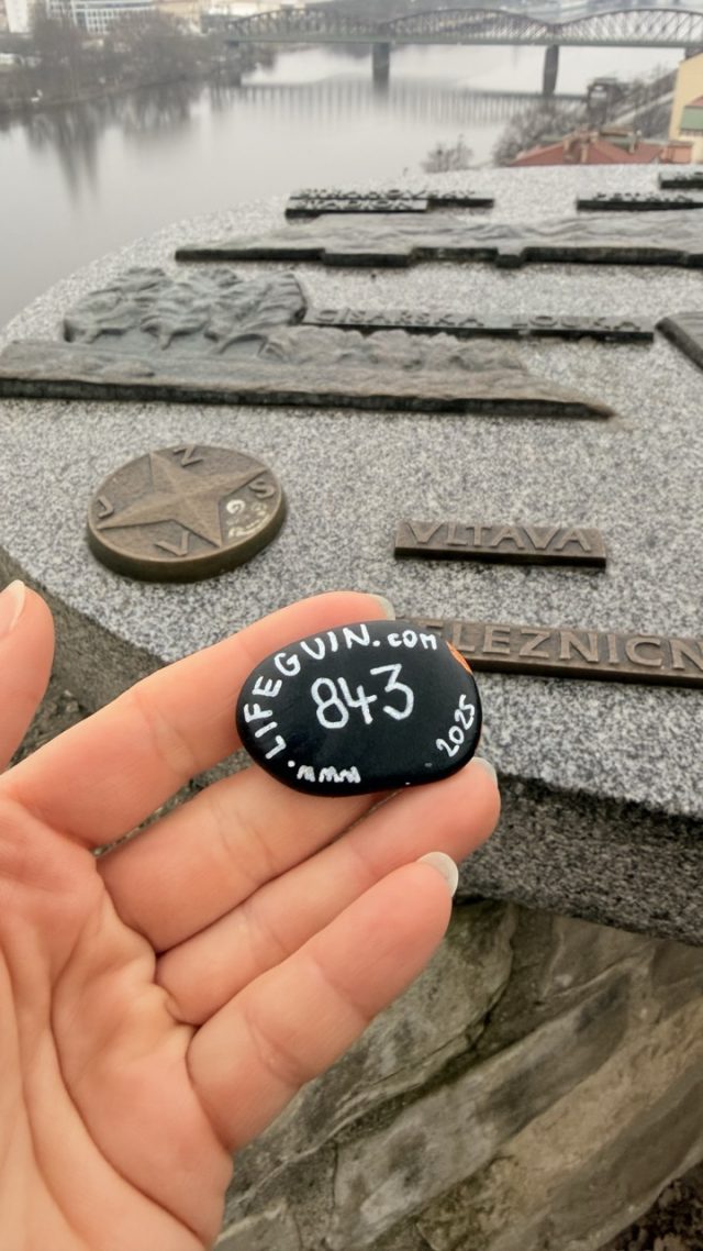 Hand-painted penguin stone #843 hidden at Hledisko Vysehrad, Prague, Czechia (photo 3 of 5)
