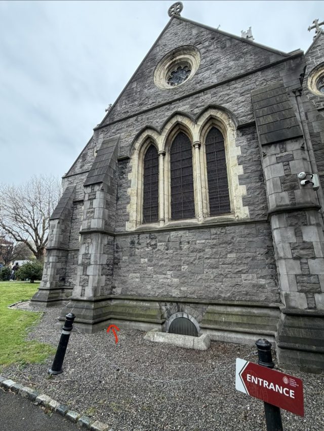 Hand-painted penguin stone #1025 hidden at Christ Church Cathedral, Dublin, Ireland (photo 5 of 5)
