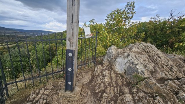 Hand-painted penguin stone #284 hidden at St. John's Rock Wall, Svaty Jan pod Skalou, Czechia (photo 5 of 5)