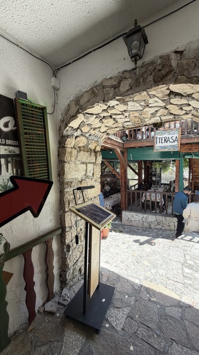 Hand-painted penguin stone #913 hidden at Restaurant Lagero, Mostar, Bosnia and Herzegovina (photo 5 of 5)