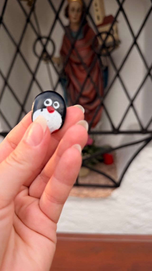 Hand-painted penguin stone #1267 hidden at Small Chapel with bench, St. Wolfgang im Salzkammergut, Austria (photo 3 of 5)