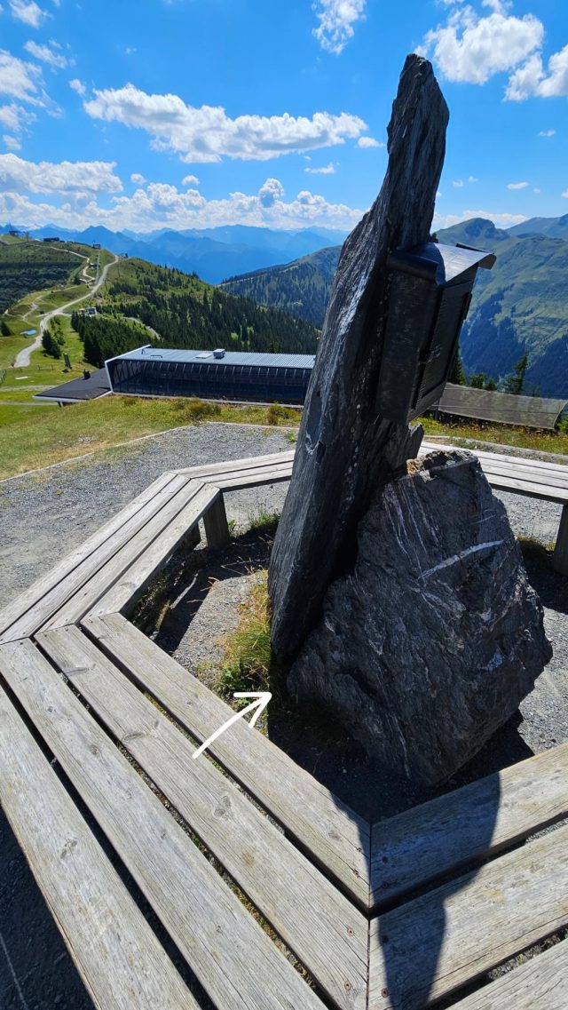 Hand-painted penguin stone #673 hidden at Salersbachkopfl (1934 m), Zell am See, Austria (photo 3 of 4)