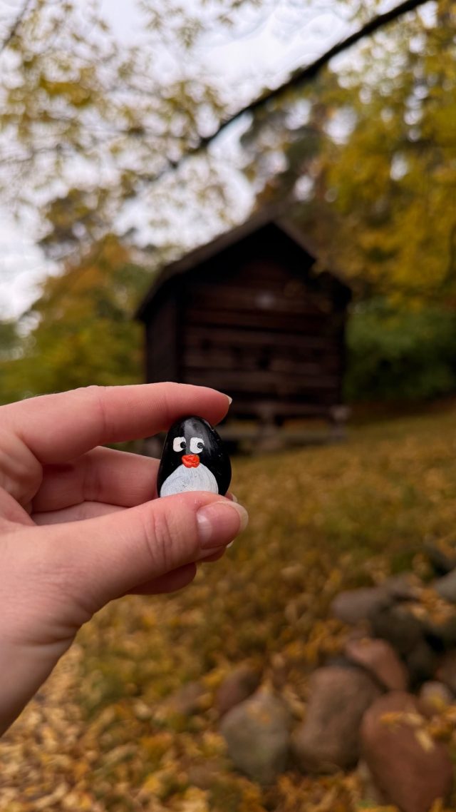 Hand-painted penguin stone #1466 hidden at Tree Trunk at Norwegian Museum of Cultural History, Oslo, Norway (photo 2 of 5)