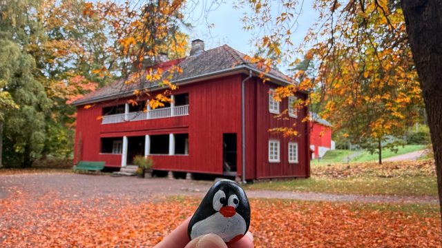Hand-painted penguin stone #1487 hidden at Karterud House, Oslo, Norway
