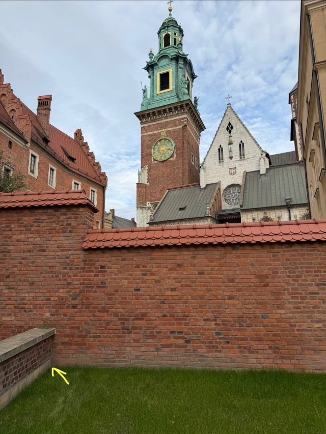 Hand-painted penguin stone #1513 hidden at Katedra Wawelska, Krakow, Poland (photo 4 of 4)