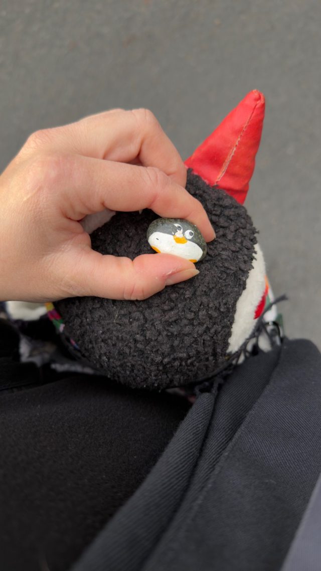 Hand-painted penguin stone #2358 hidden at Stone Wall near Bridge, Oslo, Norway (photo 4 of 5)