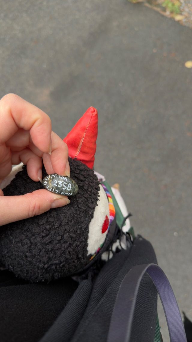 Hand-painted penguin stone #2358 hidden at Stone Wall near Bridge, Oslo, Norway (photo 5 of 5)